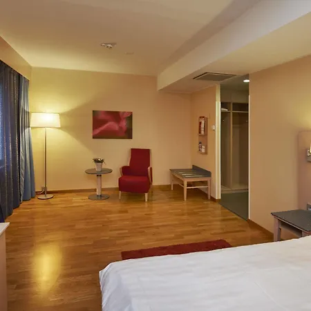 Scandic Отель 4*